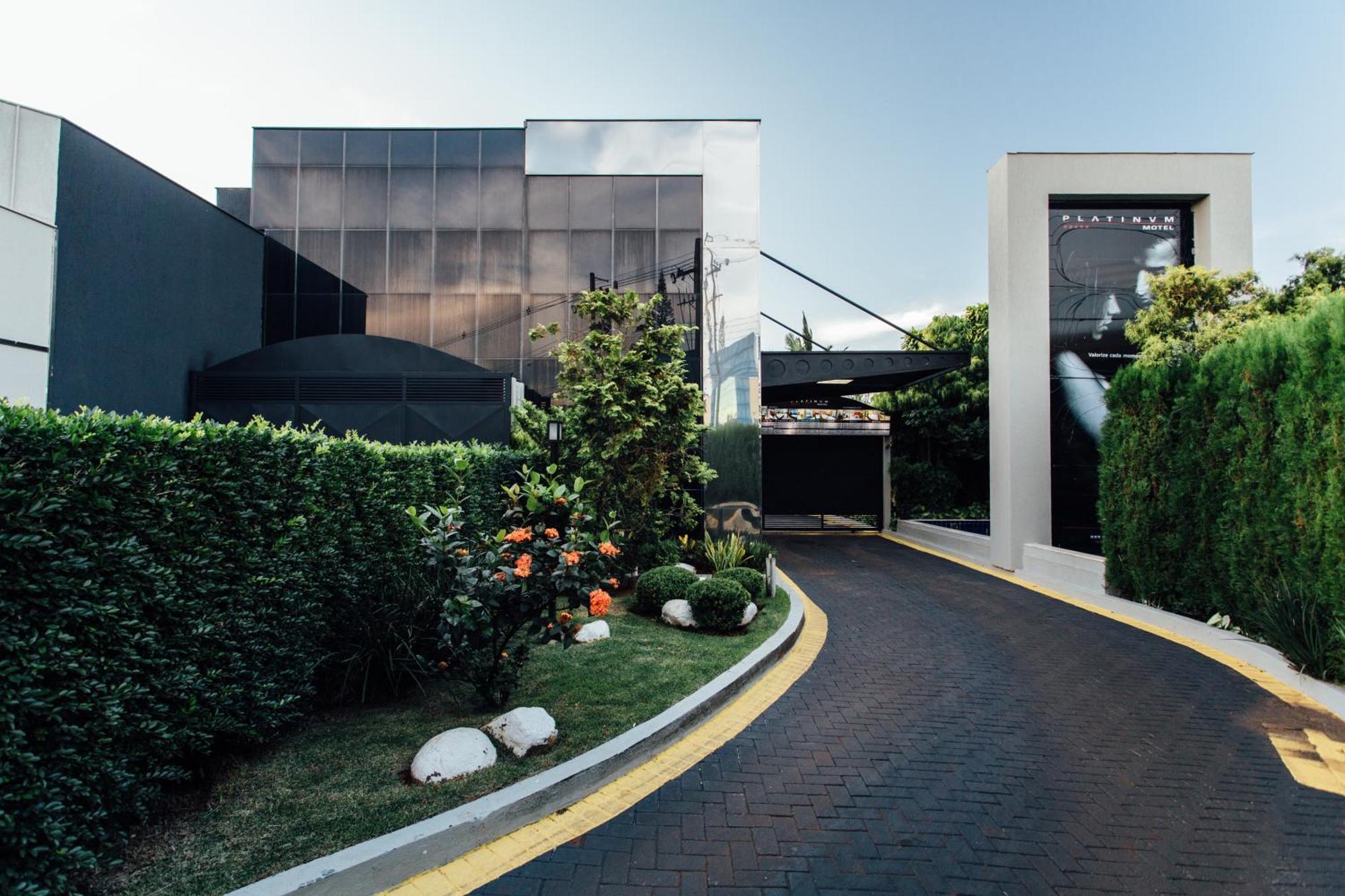 Motel Platinum ลอนดริน่า ภายนอก รูปภาพ