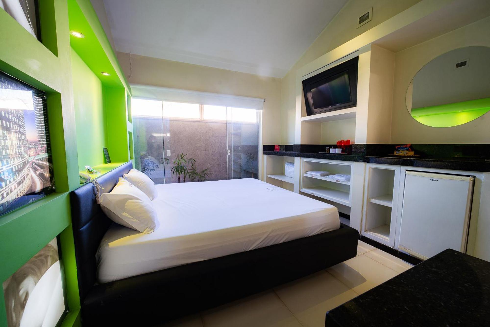 Motel Platinum ลอนดริน่า ภายนอก รูปภาพ