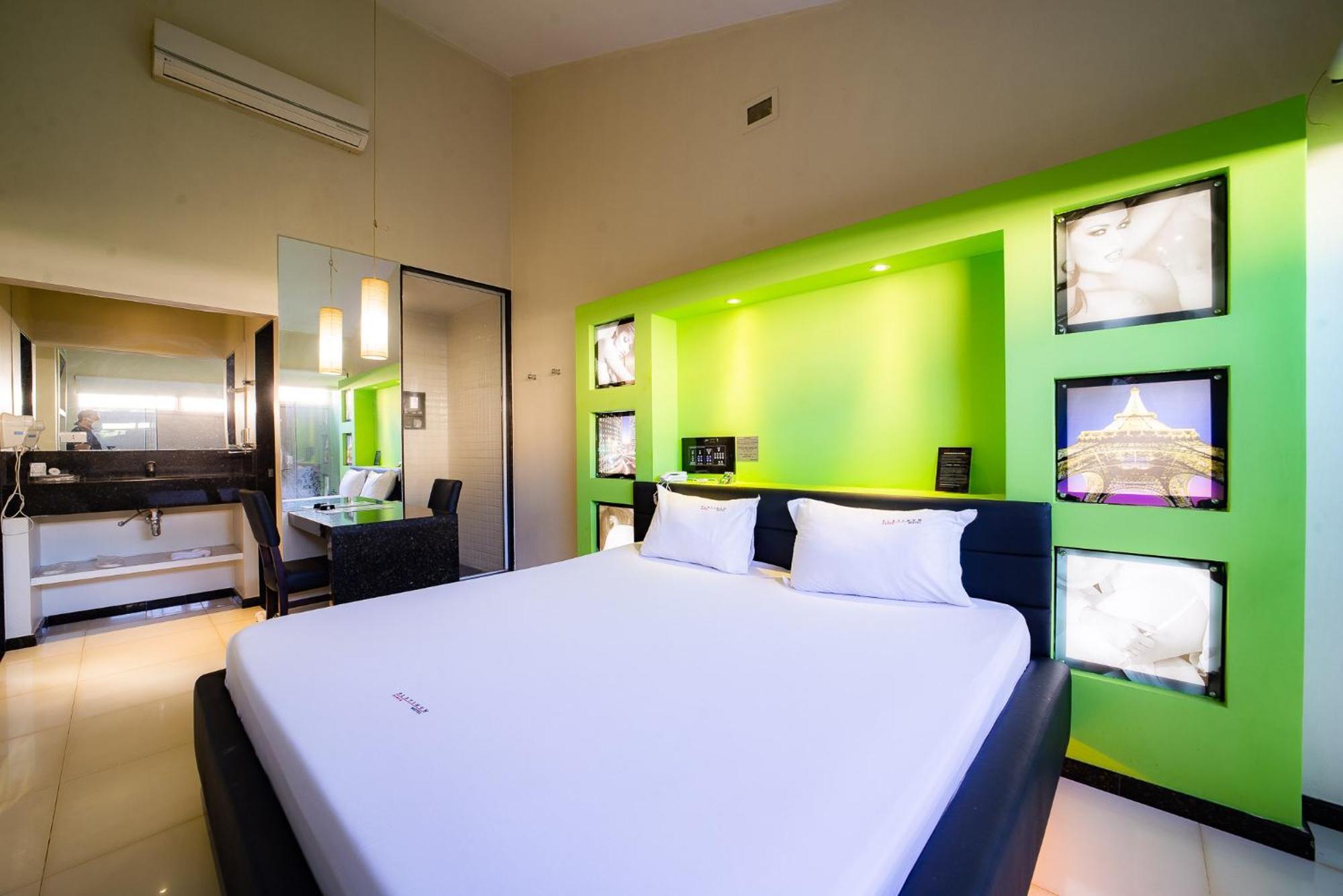 Motel Platinum ลอนดริน่า ภายนอก รูปภาพ