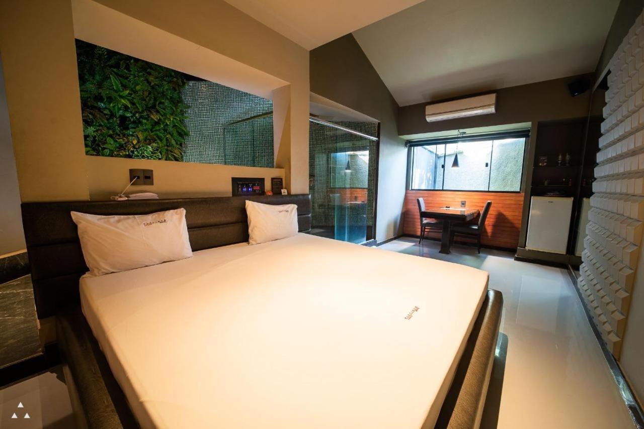 Motel Platinum ลอนดริน่า ภายนอก รูปภาพ